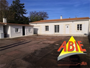 maison-villa à la vente -   79000  NIORT, surface 73 m2 vente maison-villa - APR664372